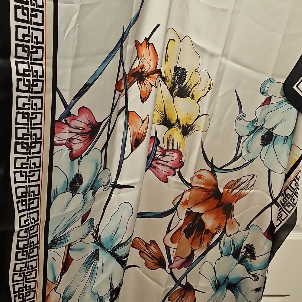 Chico's Beautiful Floral Print Scarf